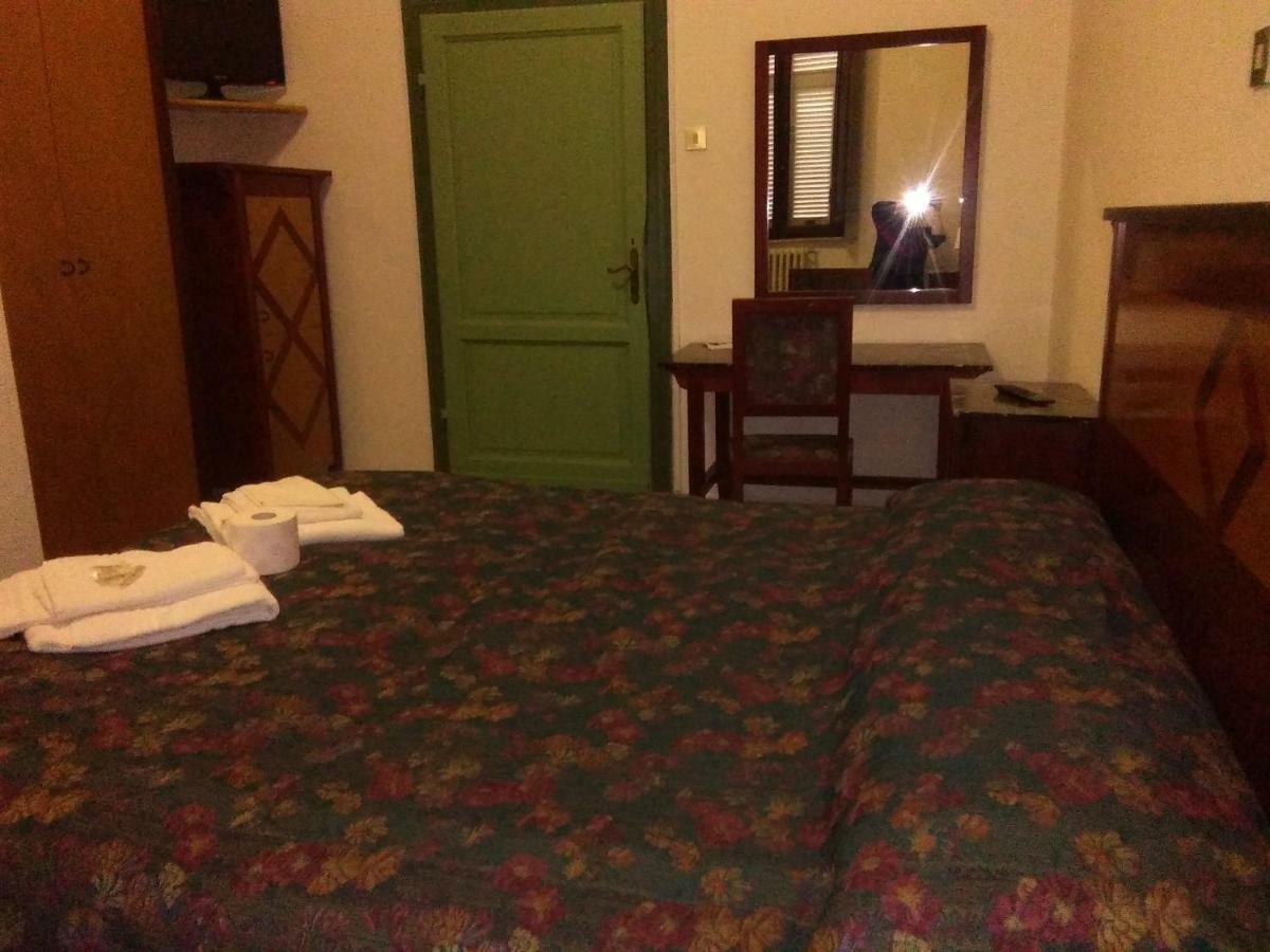 Hotel Stella Follonica Buitenkant foto